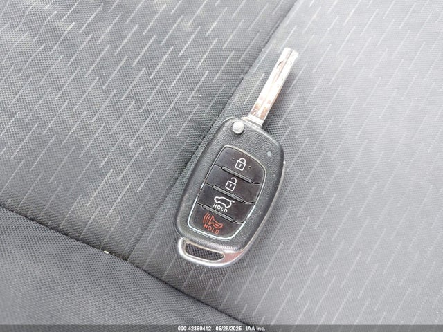 KM8J23A45KU927522 Hyundai TUCSON SE