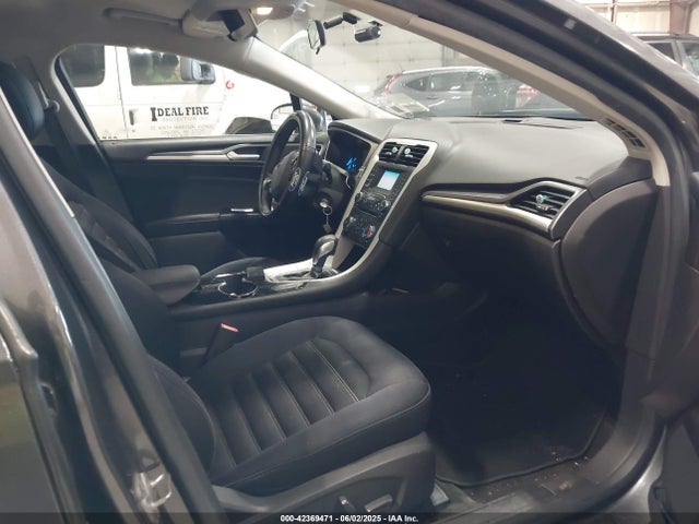 1FA6P0H75F5104668 Ford FUSION SE