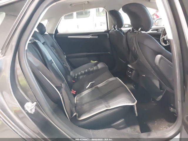 1FA6P0H75F5104668 Ford FUSION SE