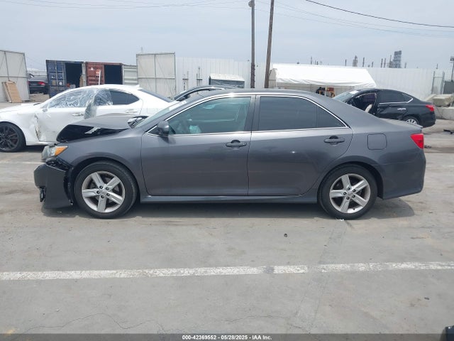 4T1BF1FK3EU346187 Toyota CAMRY SE