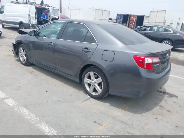 4T1BF1FK3EU346187 Toyota CAMRY SE
