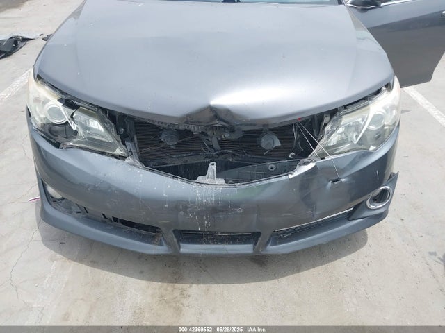 4T1BF1FK3EU346187 Toyota CAMRY SE