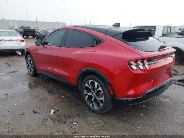 2022 FORD MUSTANG MACH-E 3FMTK3RM1NMA57631 Photo 2
