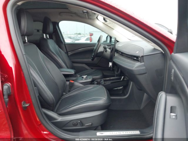 2022 FORD MUSTANG MACH-E 3FMTK3RM1NMA57631 Photo 4
