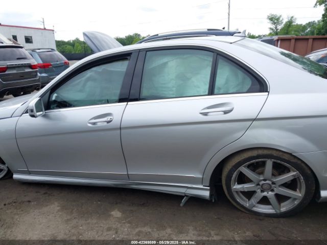 WDDGF4HBXEG232877 Mercedes-Benz C 250 Luxury/sport