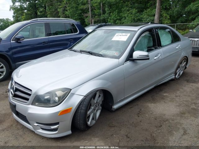 WDDGF4HBXEG232877 Mercedes-Benz C 250 Luxury/sport