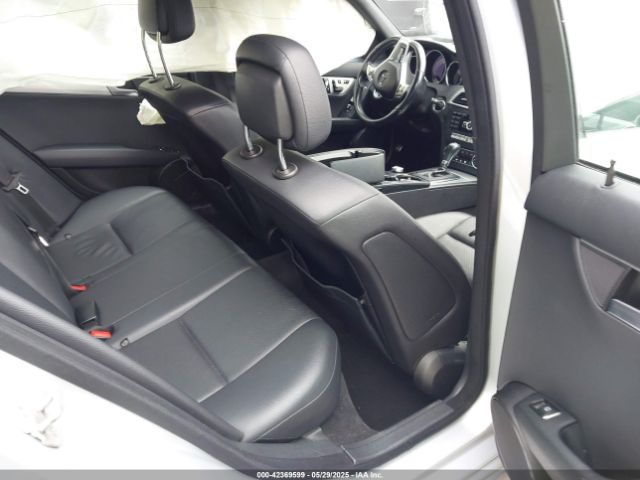 WDDGF4HBXEG232877 Mercedes-Benz C 250 Luxury/sport