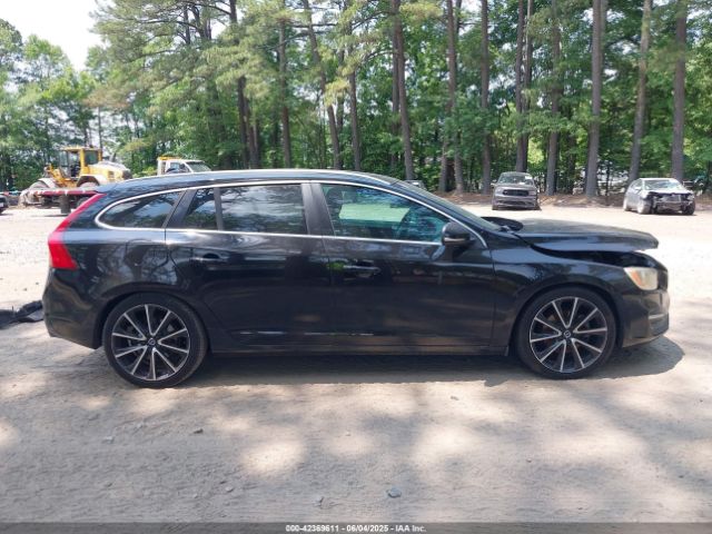 YV140MEK7G1298130 Volvo V60 T5 Drive-e Premier