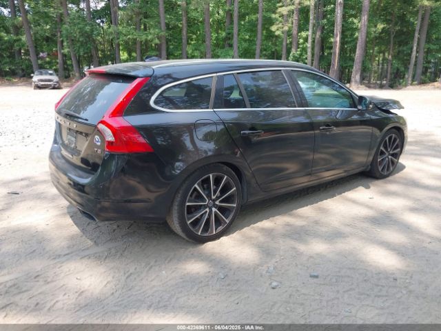 YV140MEK7G1298130 Volvo V60 T5 Drive-e Premier