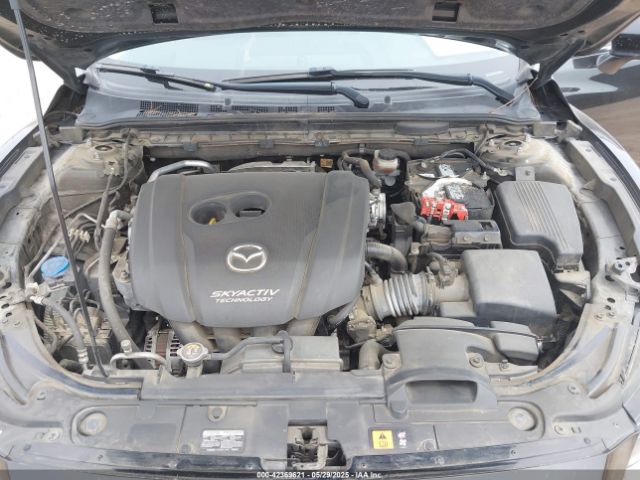2018 MAZDA MAZDA6 JM1GL1VM9J1311431 Photo 9