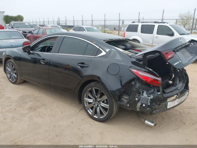 2018 MAZDA MAZDA6 JM1GL1VM9J1311431 Photo 2