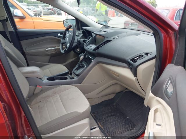 1FMCU9GX4EUB22946 Ford ESCAPE SE