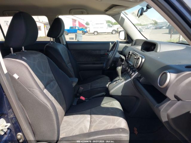 JTLZE4FE0FJ067711 Scion XB