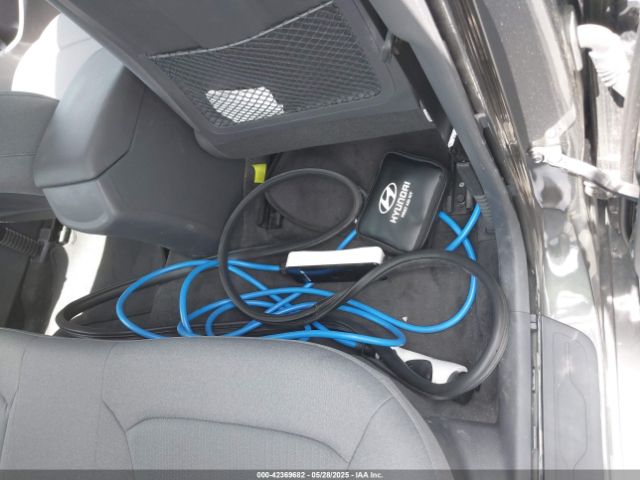 KMHC75LD8MU260550 Hyundai Ioniq Plug-in Hybrid Sel