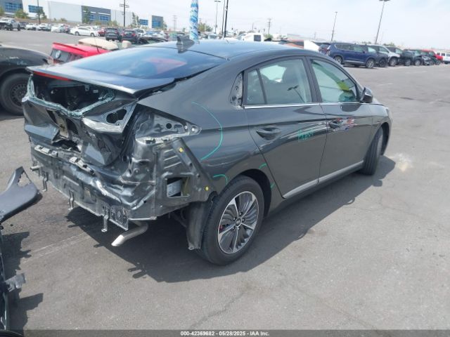 KMHC75LD8MU260550 Hyundai Ioniq Plug-in Hybrid Sel