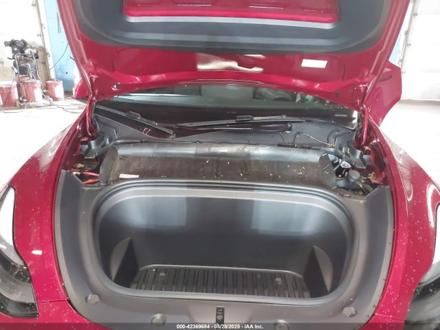 2025 TESLA MODEL Y 7SAYGDED9SF249180 Photo 9