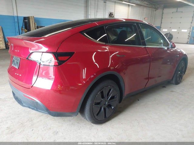 2025 TESLA MODEL Y 7SAYGDED9SF249180 Photo 3