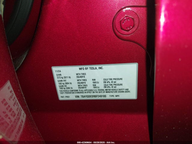 2025 TESLA MODEL Y 7SAYGDED9SF249180 Photo 8