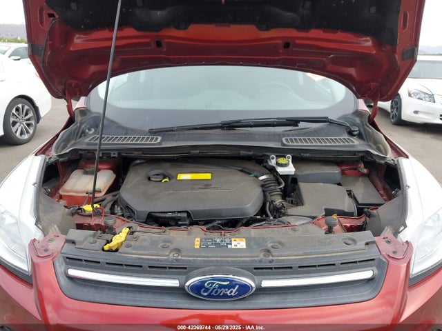 1FMCU9GX7GUB39937 Ford 2016