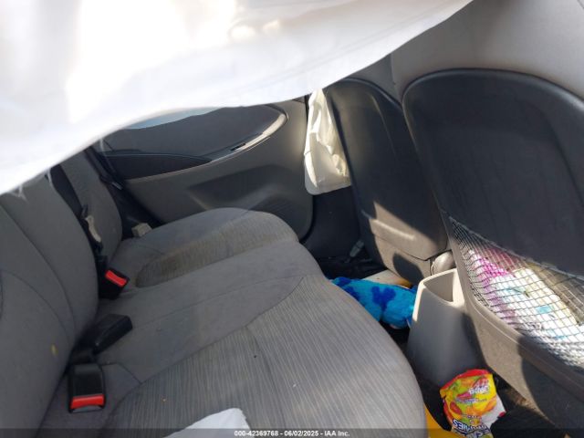 KMHCT4AE1GU104680 Hyundai ACCENT SE