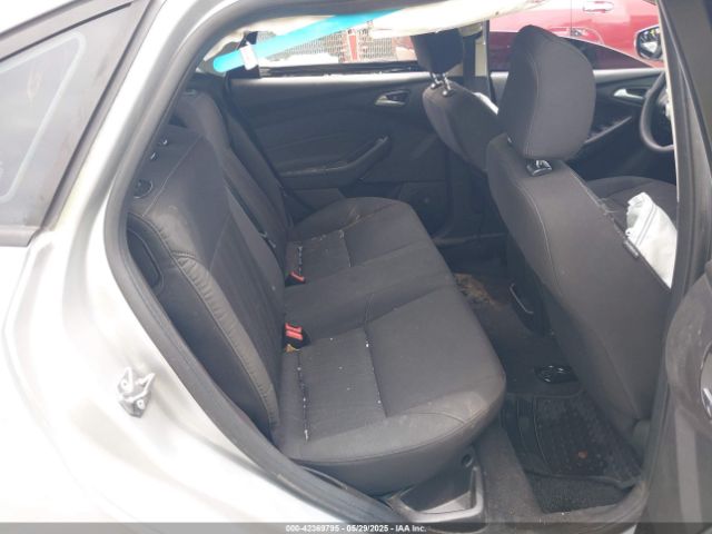 1FADP3F22GL373756 Ford FOCUS SE