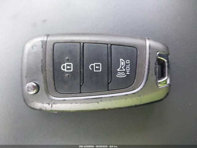 KMHRC8A33MU127440 Hyundai Venue Sel