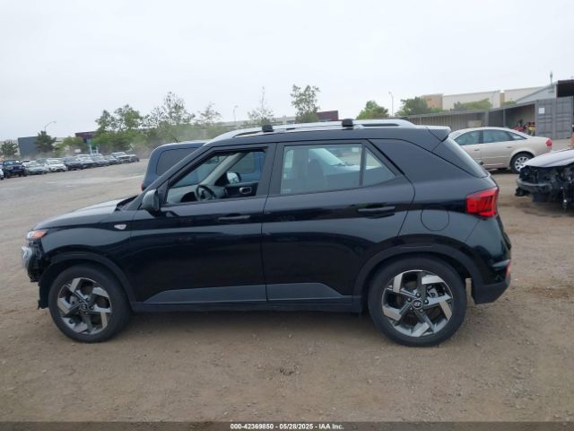 KMHRC8A33MU127440 Hyundai Venue Sel