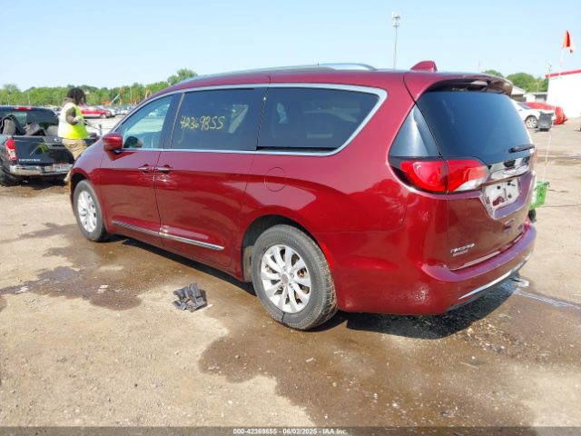 2019 CHRYSLER PACIFICA 2C4RC1BG2KR721332 Photo 2