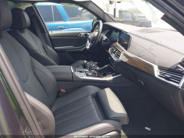 2019 BMW X5 5UXCR6C53KLL61431 Photo 4