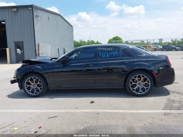 Chrysler 2016 2016 2C3CCABG3GH219954 Image 15