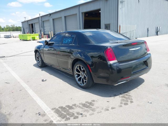 2016 CHRYSLER 300 2C3CCABG3GH219954 Photo 2