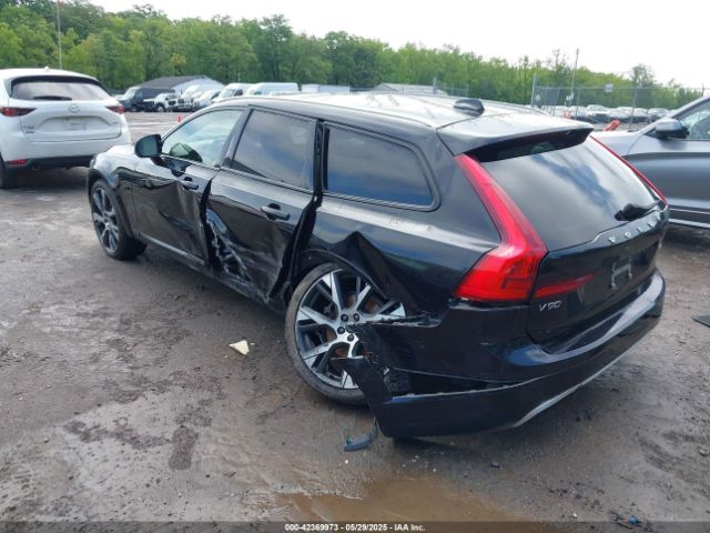 2017 VOLVO V90 CROSS COUNTRY YV4A22NL0H1006705 Photo 2