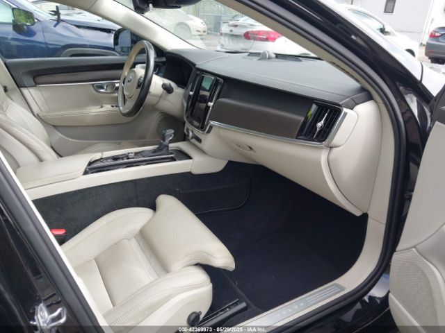 2017 VOLVO V90 CROSS COUNTRY YV4A22NL0H1006705 Photo 4