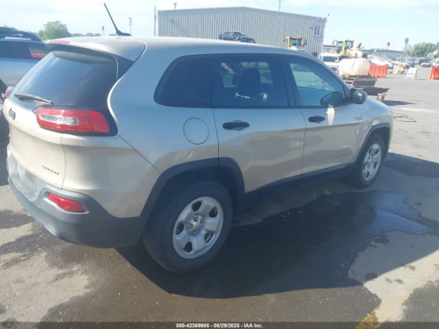 1C4PJMAB9FW520075 Jeep Cherokee Sport