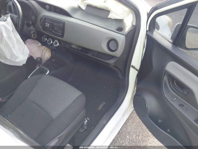 VNKKTUD36FA027225 Toyota YARIS L