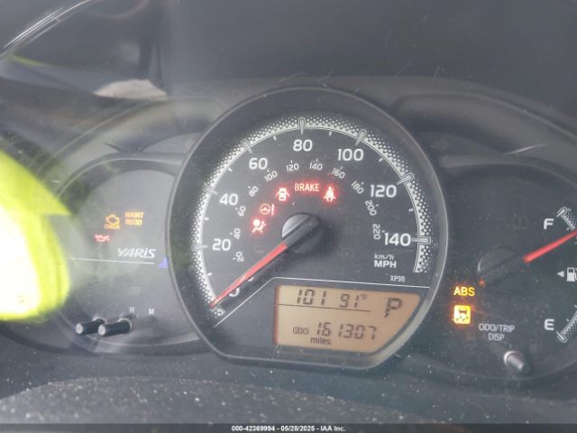 VNKKTUD36FA027225 Toyota YARIS L
