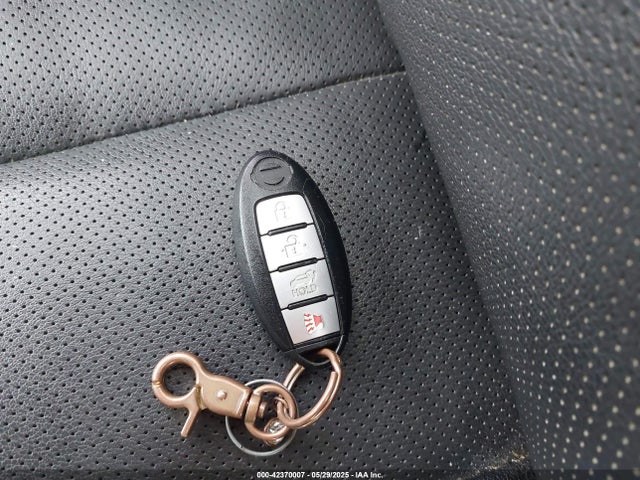 5N1AT2MV0GC783676 Nissan Rogue Sl