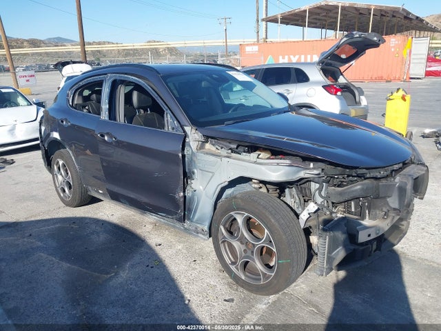 ZASFAKPN3J7B67750 Alfa Romeo Stelvio