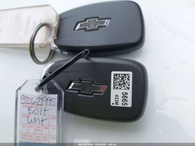 1G1FY6S00P4155565 Chevrolet Bolt Euv Fwd Lt