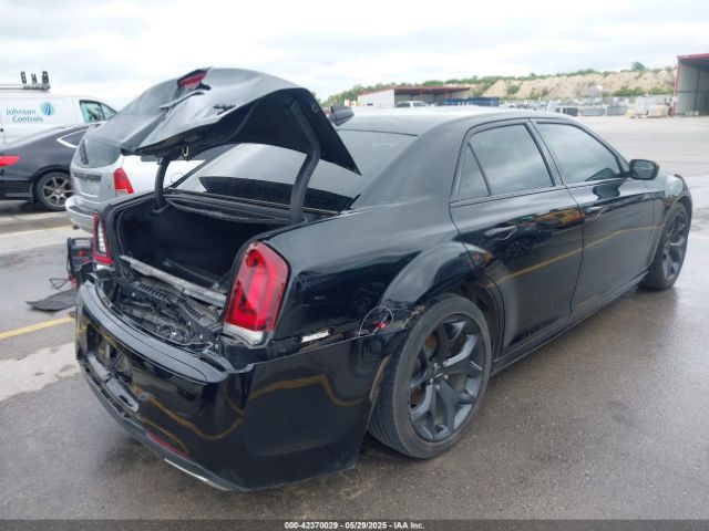2020 CHRYSLER 300 2C3CCAAG8LH233604 Photo 3