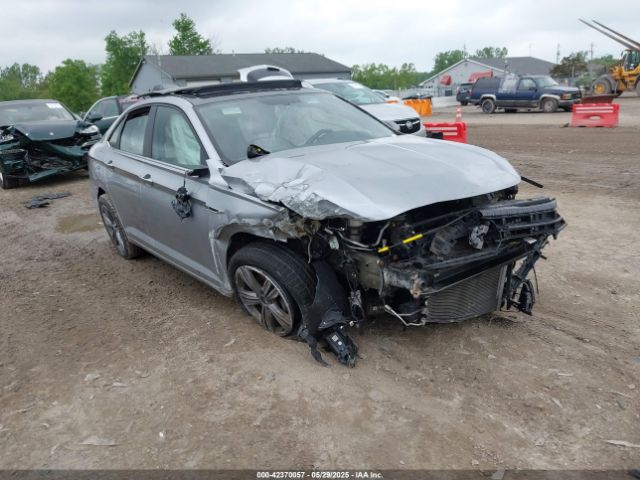 2019 VOLKSWAGEN JETTA 3VWC57BU1KM208179