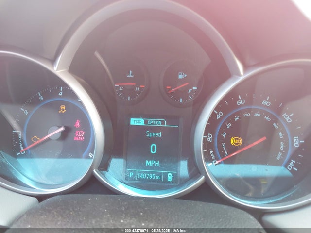 1G1PA5SG3E7474065 Chevrolet Cruze Ls Auto