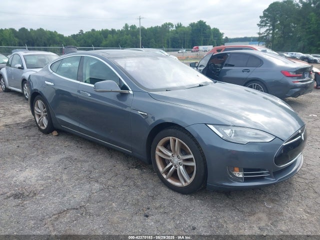 2013 TESLA MODEL S 5YJSA1CN4DFP26552 Photo 0