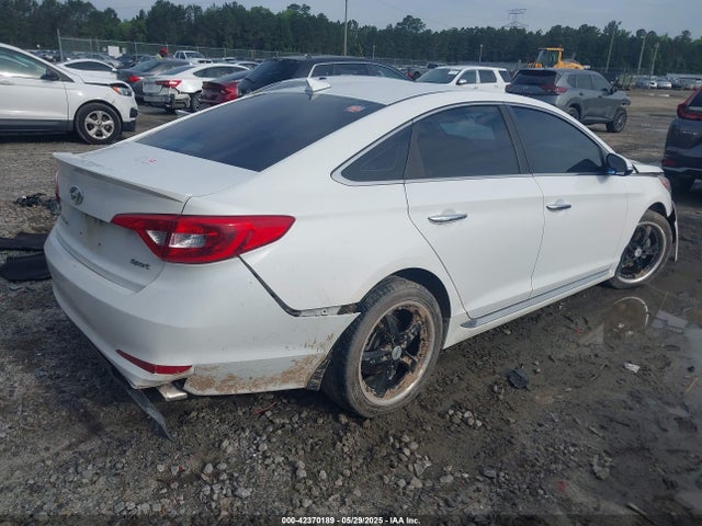 Hyundai 2017 2017 5NPE34AF5HH442889 Image 4