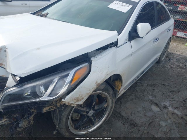 Hyundai 2017 2017 5NPE34AF5HH442889 Image 6