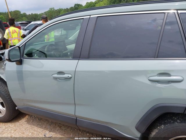 JTMP1RFV3KJ015267 Toyota Rav4 Xle