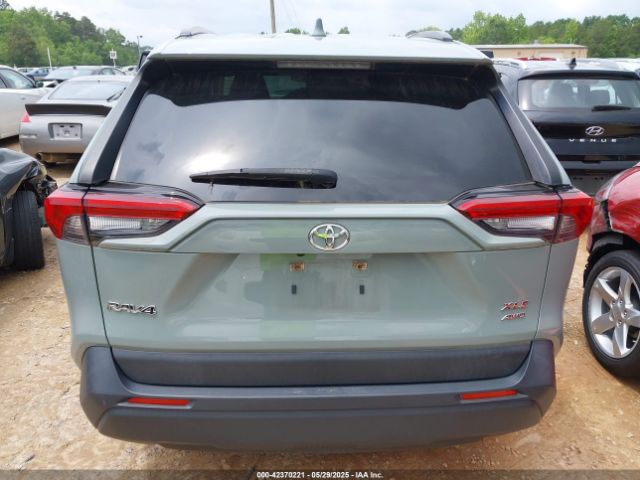 JTMP1RFV3KJ015267 Toyota Rav4 Xle