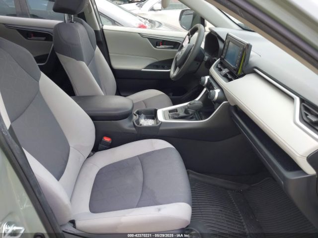 JTMP1RFV3KJ015267 Toyota Rav4 Xle