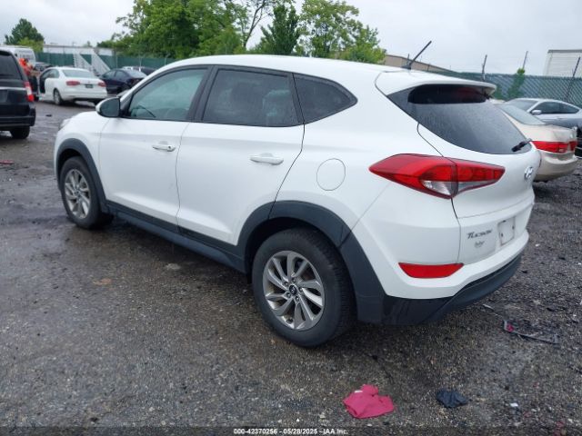 KM8J2CA49JU710375 Hyundai TUCSON SE