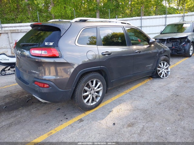 42370283 :رقم المزاد ، 1C4PJMDX8JD522198 vin ، 2018 Jeep Cherokee Limited 4x4 مزاد بيع